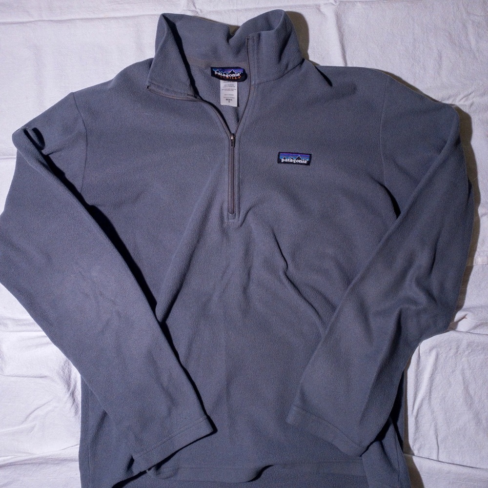 Patagonia men’s Synchilla gray quarter zip fleece